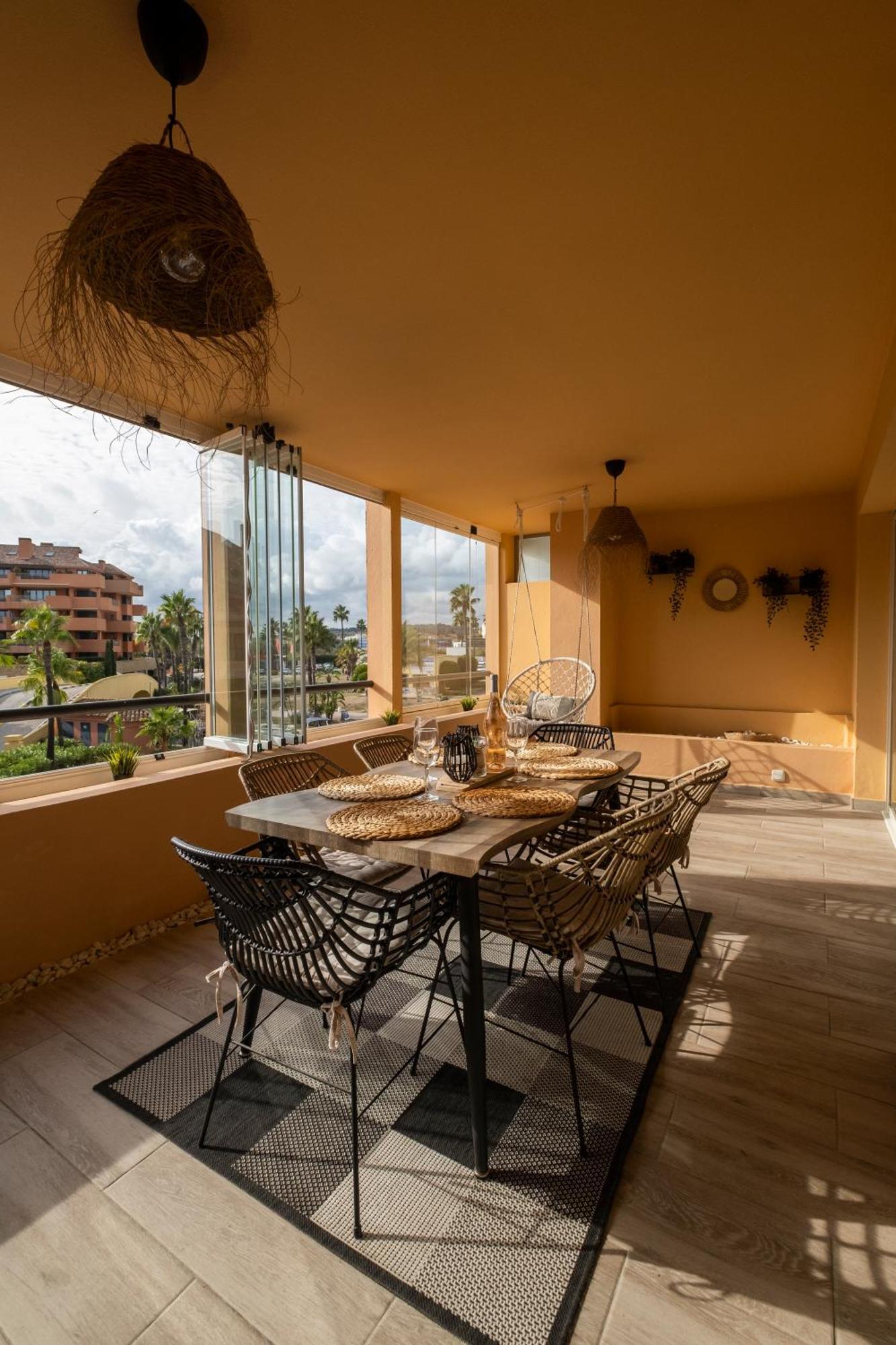 Aquamarine Apartment In Marina سوتوغراندِ المظهر الخارجي الصورة