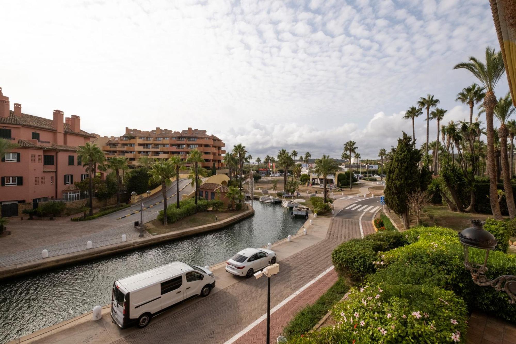 Aquamarine Apartment In Marina سوتوغراندِ المظهر الخارجي الصورة